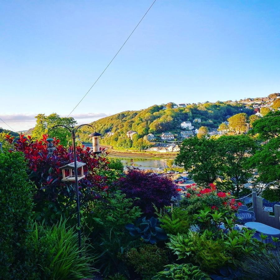 Schooner Point Guest House ルー エクステリア 写真